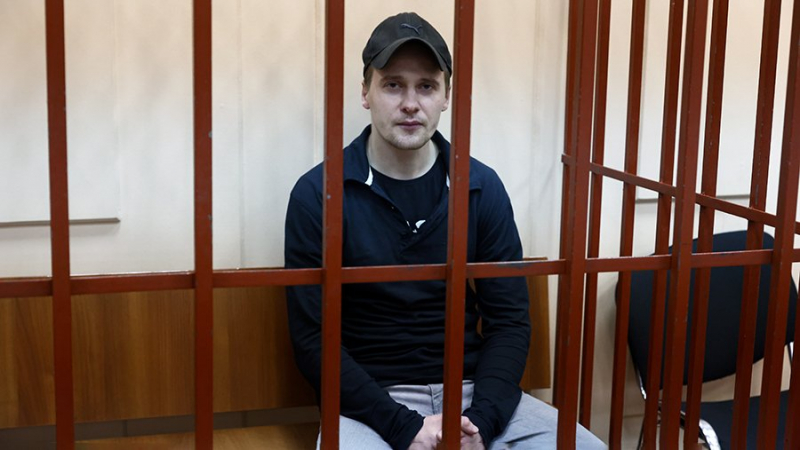 Обвиняемому в покушении на Прилепина продлили арест