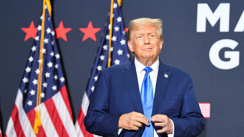 Трамп обвинил Россию в краже у США &laquo;супер-пупер-ракеты&raquo;